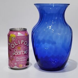 Vntg 8" Cobalt Optic Swirl Glass Vase